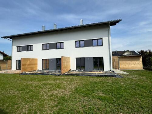 Foto - Einfamilienhaus in Wallersdorf