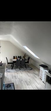 Foto - dachgeschosswohnung - 700,00&nbsp;EUR Kaltmiete, ca.&nbsp; 84,00&nbsp;m&sup2;