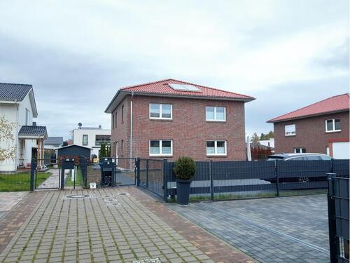 Foto - Moderne Villa im Grünen Oranienburgs provisionsfrei zu vermieten