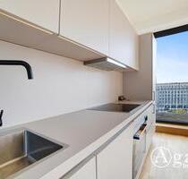 Dachgeschoss! Spektakuläre 3 Zimmer Wohnung mit ca. 88m², EBK, Fußbodenheizung und Concierge in Mitte! - Berlin