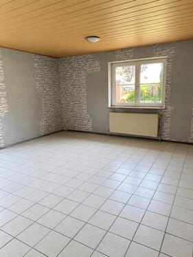Foto - 5 Zimmer Mehrfamilienhaus, Wohnhaus in Itzstedt