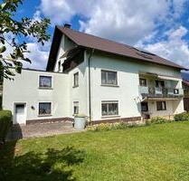 Gepflegtes Zweifamilienhaus mit Einliegerwohnung - Burgkunstadt