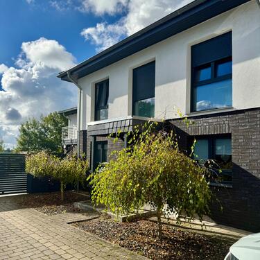 Foto - Familienfreundliches Einfamilienhaus direkt in der Natur!