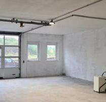 Gewerbefläche Gewerbehalle Lagerhalle Halle Lagerfläche Lagerraum mit Rolltor zu vermieten! - Knittlingen