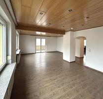 Großzügiges Wohnen auf 2 Etagen in Giengens Südstadt - Giengen an der Brenz