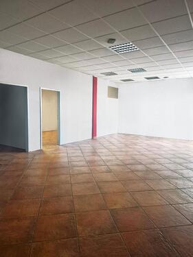 Foto - Gewerbefläche m. Laderampe + Büro in Lübbecke - o. Prov.