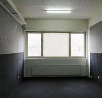 31 m² EG Hobbyr, Tonstudio-Proberaum, Werkstatt 460,- € All-Inkl. - Nürnberg Buchenbühl