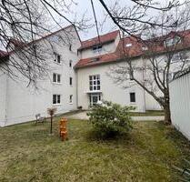 wunderschöne, helle und moderne 1 Raum Wohnung mit Balkon und Stellplatz - Freiberg