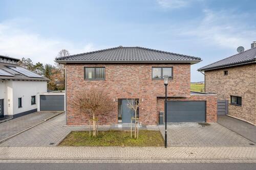 Foto - Moderne Stadtvilla in Ratheim - 679.000,00&nbsp;EUR Kaufpreis, ca.&nbsp; 169,00&nbsp;m&sup2;