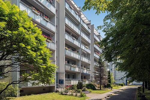Foto - Wir sanieren für Sie: 3-Zimmerwohung mit Balkon im 1.OG!