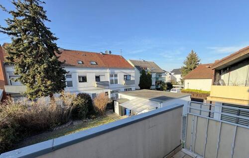 Foto - Sanierte 3 Zimmer Wohnung mit Balkon in ruhiger Lage