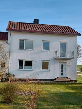 Foto - Einfamilienhaus mit Garten - 1.000,00&nbsp;EUR Kaltmiete, ca.&nbsp; 170,00&nbsp;m&sup2;