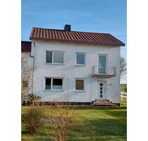 Einfamilienhaus mit Garten - 1.000,00&nbsp;EUR Kaltmiete, ca.&nbsp; 170,00&nbsp;m&sup2; in Naumburg (PLZ: 34311)