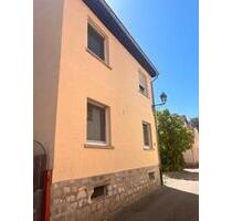 Haus mit Garten und Garage in Alzey
