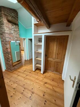 Foto - Renovierte Dachgeschosswohnung zu vermieten