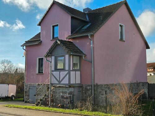 Foto - schönes freistehendes Einfamilienhaus
