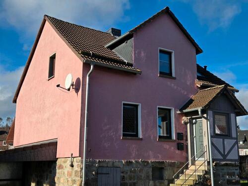 Foto - 6 Zimmer Einfamilienhaus zum Kaufen in Hessisch Lichtenau