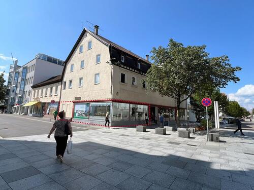 Foto - Ladeneinheit in zentraler und stark frequentierter Lage