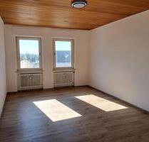 4-Zimmer Wohnung in Strassenhaus zu vermieten - Straßenhaus