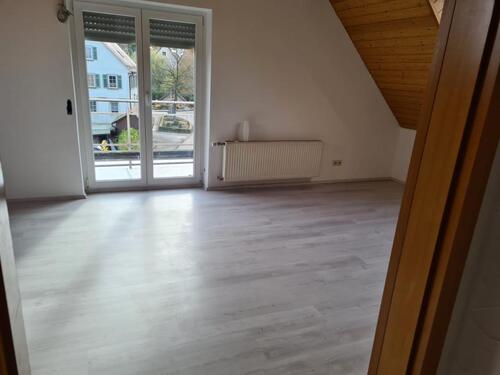 Foto - 4 Zimmer Dachgeschoßwohnung zur Miete in Bretzfeld