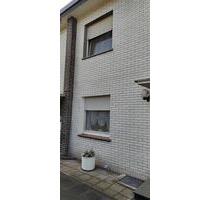 Reihenmittelhaus mit Garage in Duisburg Rheinhausen zu Verkaufen