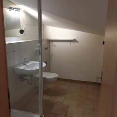 Foto - vermiete 1 Zimmer DG Wohnung in Traunstein mitte