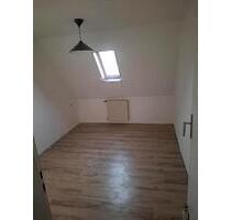 Wohnung zu vermieten - 950,00&nbsp;EUR Kaltmiete, ca.&nbsp; 120,00&nbsp;m&sup2; in Altensteig (PLZ: 72213)