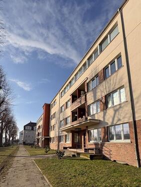 Foto - Erstbezug nach Modernisierung - 3-Raumwohnung mit Stellplatz in Zwenkau