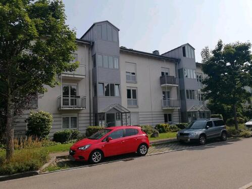 Foto - Zentral gelegene,gepflegte, 4,5 Zimmer-Wohnung-ideal für Familien
