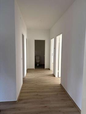 Foto - Frisch renovierte 3-Zimmer Wohnung mit Balkon [VAC-18241]