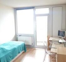 Helles, vollmöbliertes Appartment mit Balkon in Köln-Zollstock