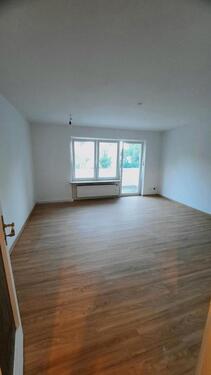 Foto - 3-Zimmer-Wohnung mit Garten und Tiefgaragen (Kernsaniert)