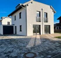 Einfamilienhaus mit Dachterrasse und Personenaufzug - Töging am Inn