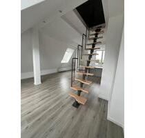 Hochwertige & lichtdurchflutete DG-Wohnung mit EBK - Jülich