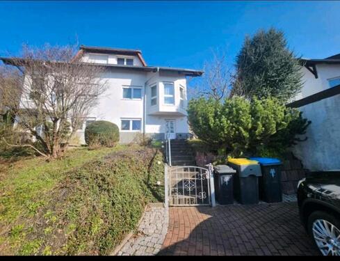 Foto - helle Doppelhaushälfte mit Garten und Garage in Ettenhausen a.d.S