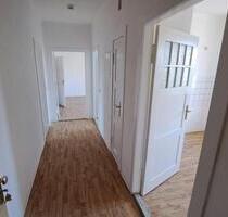 Wohnung & Stellplatz in Genthin – Perfekt für Berufstätige