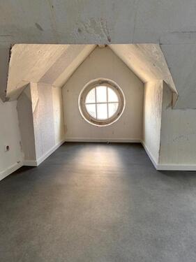 Foto - 3 Zimmer Dachgeschosswohnung mit 2 Eingängen