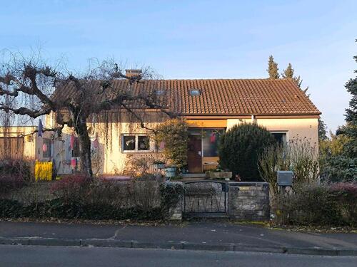 Foto - Einfamilienhaus mit EinliegerwohnungGarten