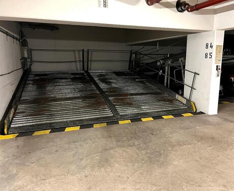 Foto - Tiefgaragenstellplatz - 85,00 EUR Miete,