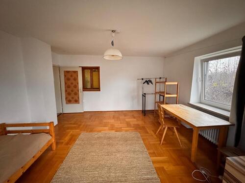 Foto - Ruhiges Zimmer mit großem Garten in 3er-WG