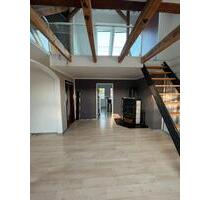 Große Dachgeschosswohnung mit Kamin, Balkon & Galerie - Hagen Hagen-Mitte
