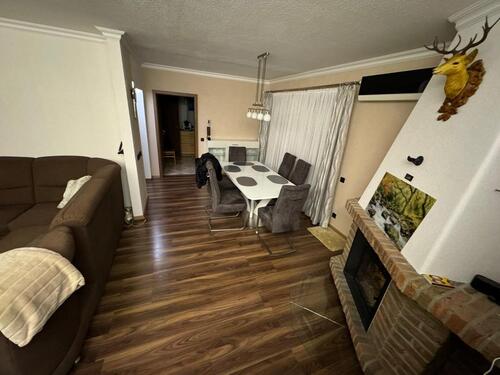 Foto - Zweifamilienhaus zu vermieten - 1.700,00 EUR Kaltmiete,