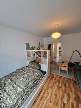 Foto - Einzimmerwohnung zu Untermiete - 700,00 EUR Kaltmiete,