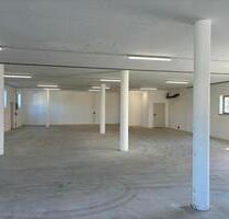 Lagerfläche - 675,00 EUR Kaltmiete, in Saaldorf-Surheim (PLZ: 83416)