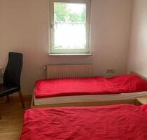 5-Zimmer-Ferienwohnung in Stuttgart mit Internet, TV, Küche, DuscheWc, Waschmaschine