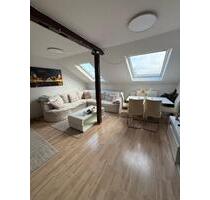 4-Zimmer DG-Wohnung in Wiesbaden-Biebrich Rheinnähe