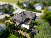 Foto - Bungalow mit Einliegerwohnung und Schwimmbad
