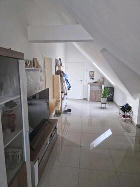 Foto - Moderne helle Dachgeschosswohnung