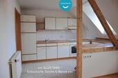 Foto - viiiel Platz • 2 Zimmer • Einbauküche • Dusche & Wanne • Tageslichtbad • Dachgeschoss