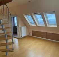 Studio-Wohnung 1 ZKB mit Loggia, ruhige Lage, tolle Aussicht - Oldenburg Bürgeresch